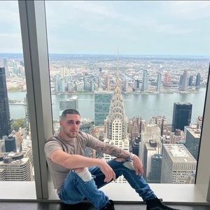 Meet your Posher, Jonathan